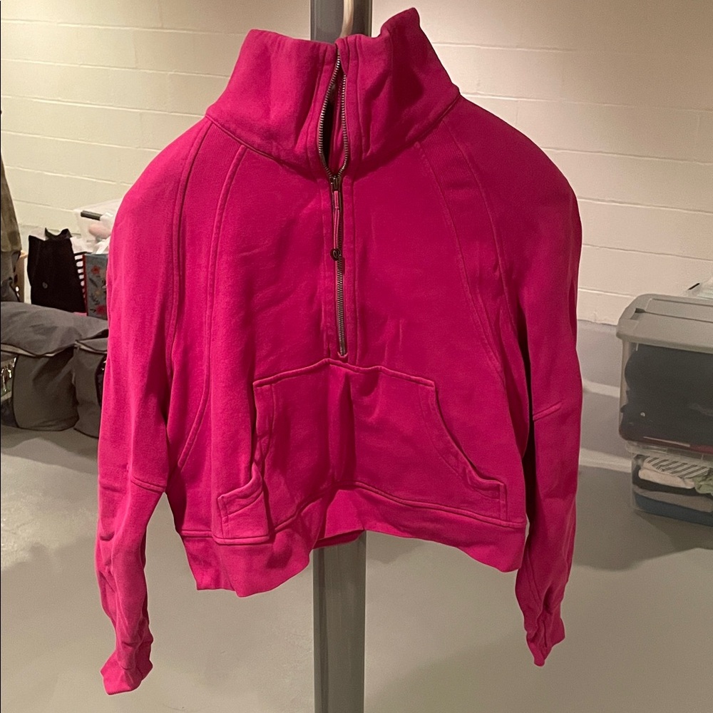 Lululemon women’s scuba oversized funnel neck